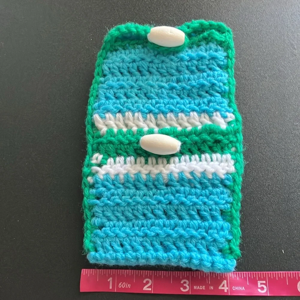 Handmade crochet cell